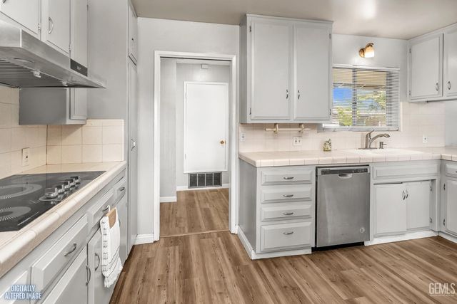 3201 Mulberry, Bakersfield, CA 93301