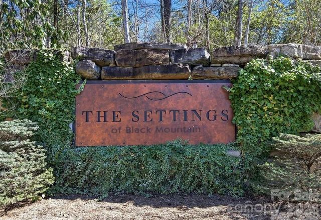 146 Settings Boulevard, Black Mountain, NC 28711