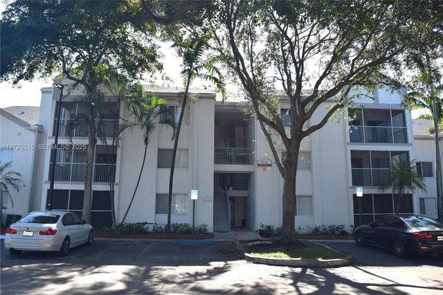 5628 Rock Island Road 185, Tamarac, FL 33319