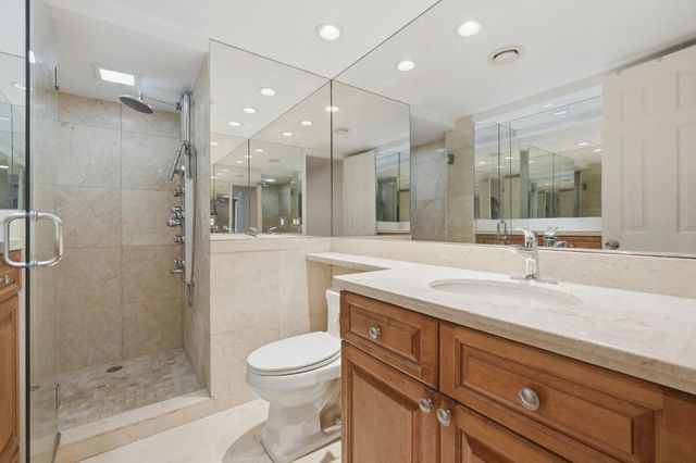 1865 S OCEAN Drive 16H, Hallandale Beach, FL 33009