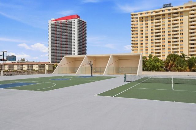 1865 S OCEAN Drive 16H, Hallandale Beach, FL 33009