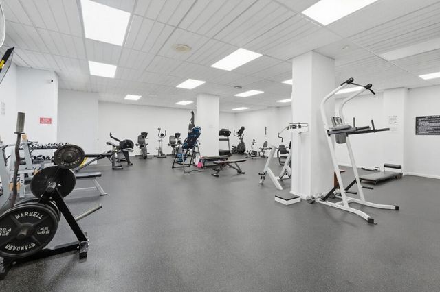 1865 S OCEAN Drive 16H, Hallandale Beach, FL 33009