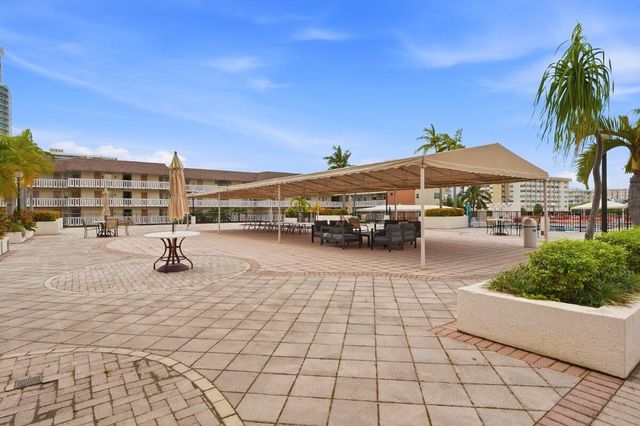 1865 S OCEAN Drive 16H, Hallandale Beach, FL 33009