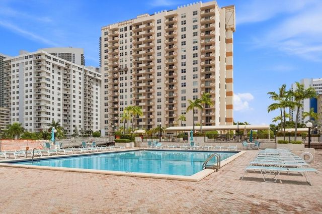 1865 S OCEAN Drive 16H, Hallandale Beach, FL 33009