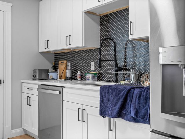 5 Dickson St 1, Somerville, MA 02144