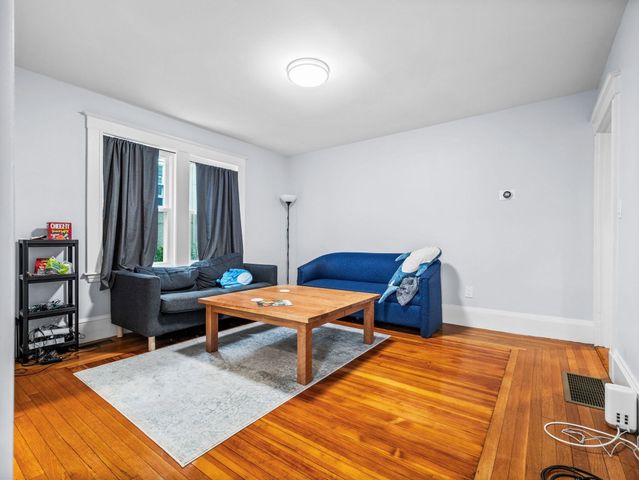 5 Dickson St 1, Somerville, MA 02144