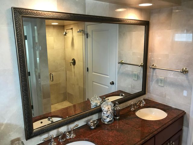 400 E BAY Street, 610-611, Jacksonville, FL 32202