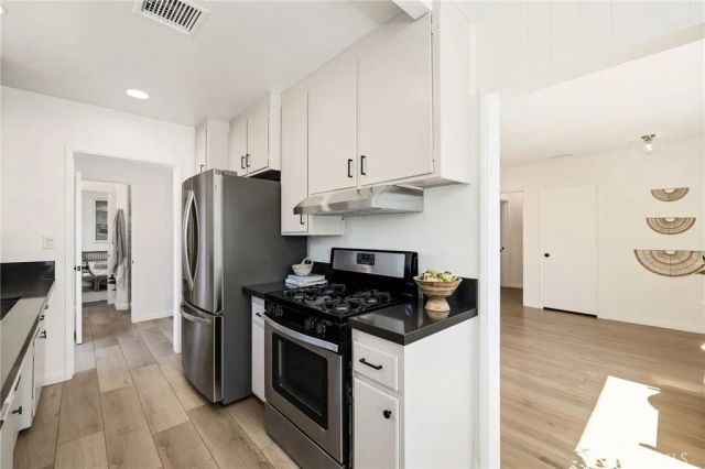 13034 Hindry Avenue, Hawthorne, CA 90250