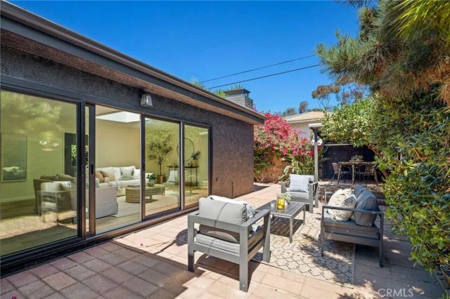 13034 Hindry Avenue, Hawthorne, CA 90250