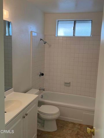 1127 Acadia Place, Ventura, CA 93003