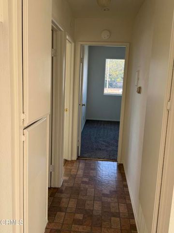 1127 Acadia Place, Ventura, CA 93003