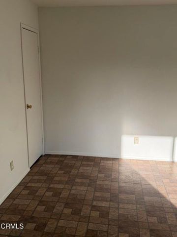 1127 Acadia Place, Ventura, CA 93003