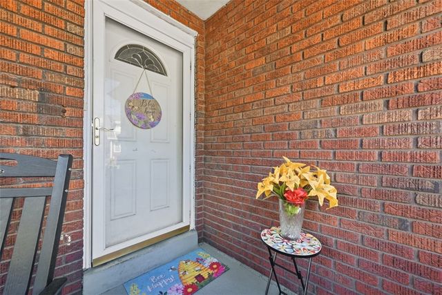 160-162 Watkins Ave, Bellevue, PA 15202