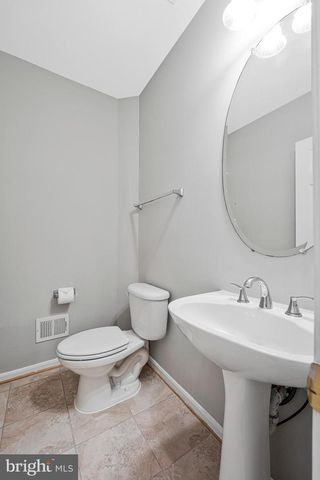 22247 WATERBERRY TER, Ashburn, VA 20148