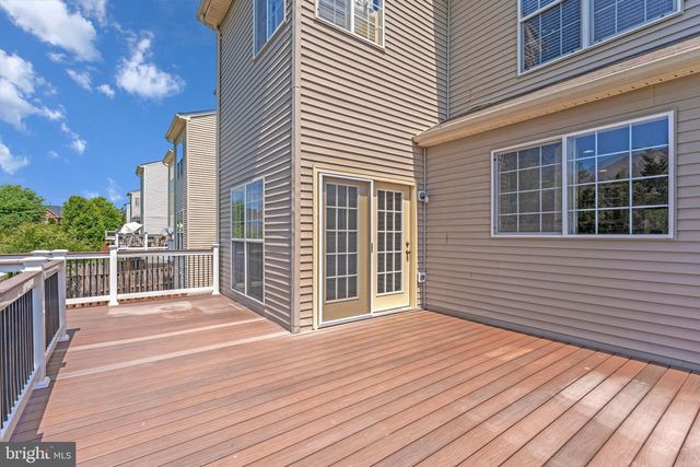 22247 WATERBERRY TER, Ashburn, VA 20148