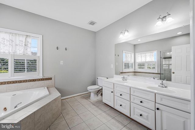 22247 WATERBERRY TER, Ashburn, VA 20148