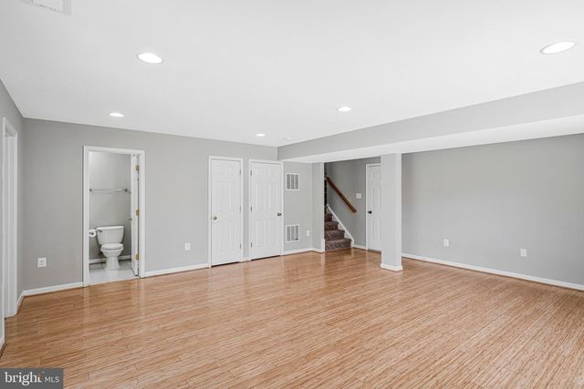 22247 WATERBERRY TER, Ashburn, VA 20148