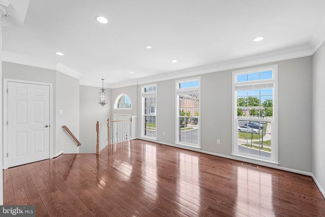 22247 WATERBERRY TER, Ashburn, VA 20148