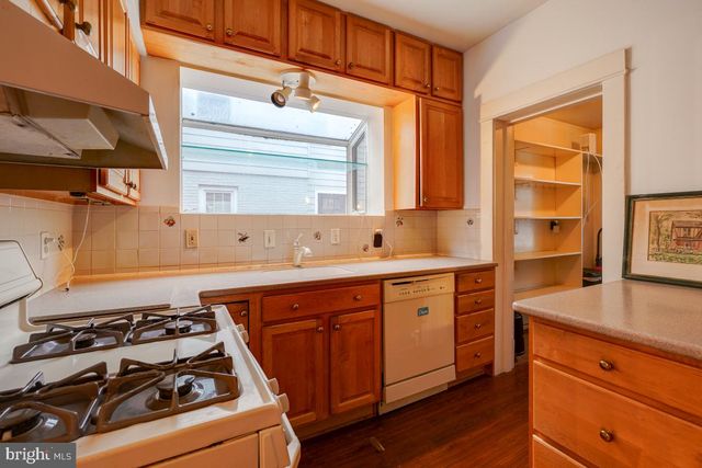 4946 BUTTERWORTH PL NW, Washington, DC 20016