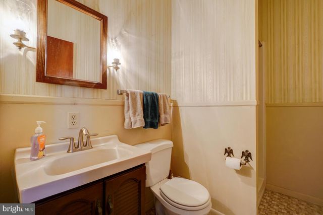 4946 BUTTERWORTH PL NW, Washington, DC 20016