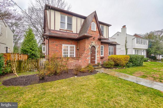 4946 BUTTERWORTH PL NW, Washington, DC 20016