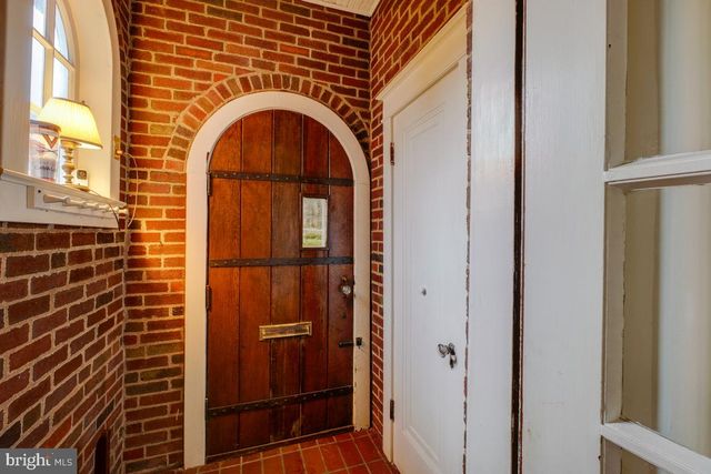 4946 BUTTERWORTH PL NW, Washington, DC 20016