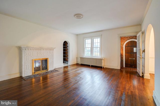 4946 BUTTERWORTH PL NW, Washington, DC 20016