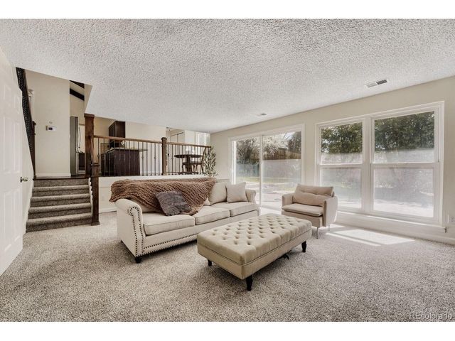 6640 S Heritage Pl W, Centennial, CO 80111