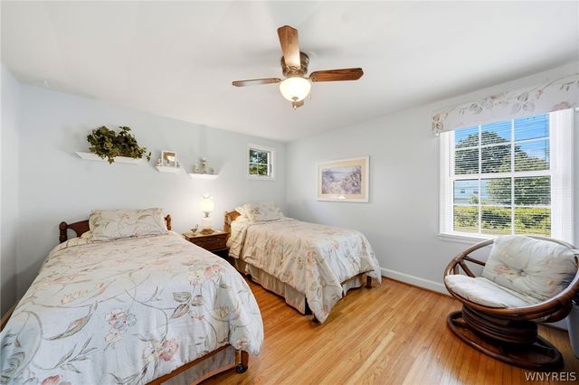 4290 Wildwood Dr, Clarence, NY 14221