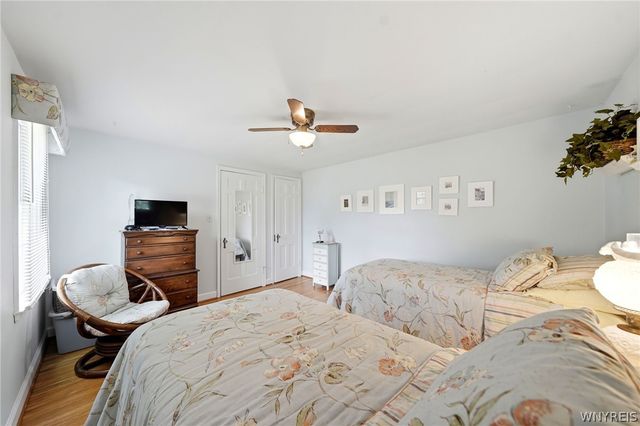 4290 Wildwood Dr, Clarence, NY 14221