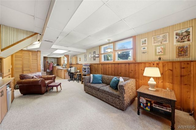 4290 Wildwood Dr, Clarence, NY 14221