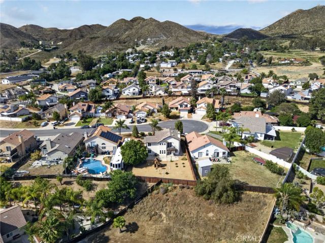 22425 Shore View Court, Wildomar, CA 92595