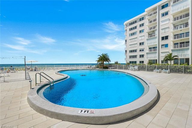 3443 Gulf Shore N BLVD N 313, Naples, FL 34103