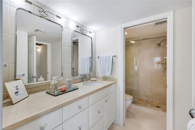 3443 Gulf Shore N BLVD N 313, Naples, FL 34103