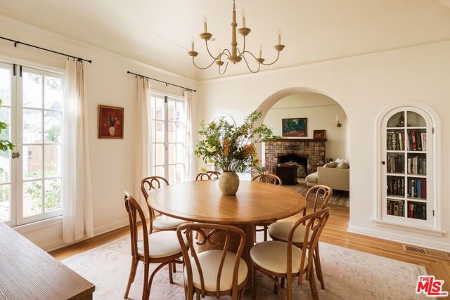 306 S Orange Drive, Los Angeles, CA 90036