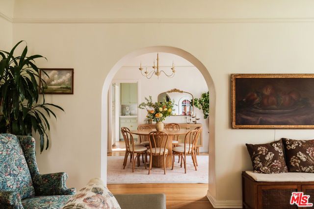 306 S Orange Drive, Los Angeles, CA 90036