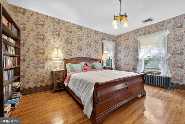 3911 PROSPECT ST, Kensington, MD 20895