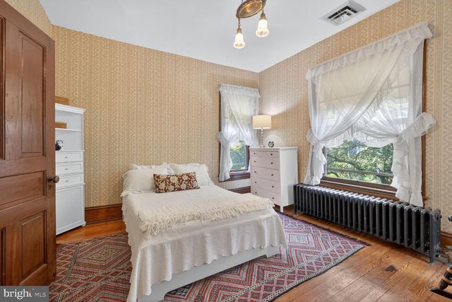 3911 PROSPECT ST, Kensington, MD 20895