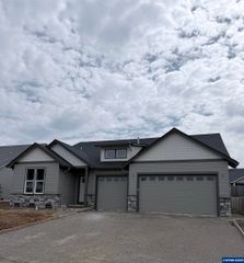 462 NE Cedar St, Sublimity, OR 97385