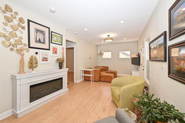 3725 S 5th PLACE, Milwaukee, WI 53207