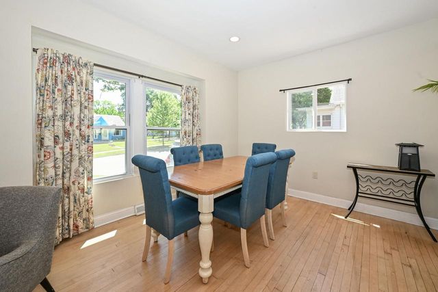 3725 S 5th PLACE, Milwaukee, WI 53207