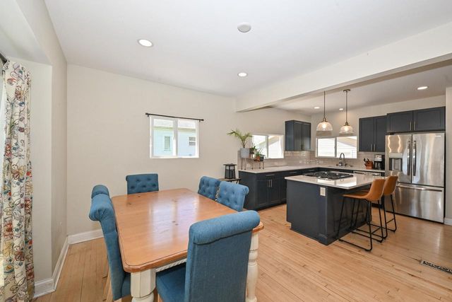 3725 S 5th PLACE, Milwaukee, WI 53207