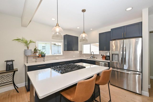 3725 S 5th PLACE, Milwaukee, WI 53207