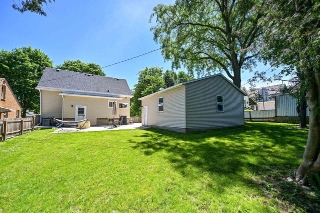 3725 S 5th PLACE, Milwaukee, WI 53207