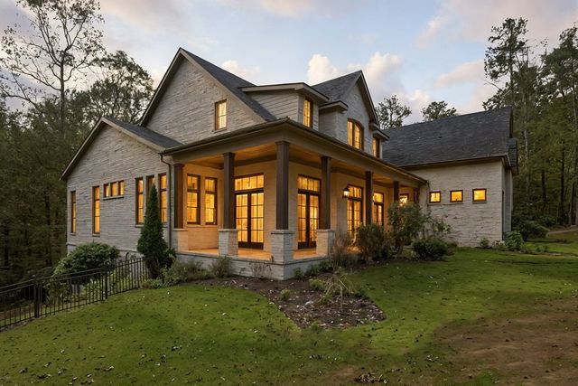 7718 River Crest Drive, Columbus, GA 31904