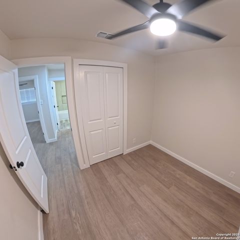 910 Crestfield, San Antonio, TX 78227