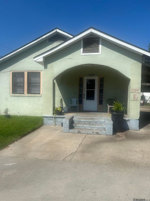 244 Sanders, Thibodaux, LA 70301