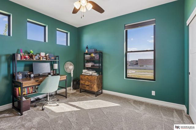 12009 Windsor Drive, Papillion, NE 68046