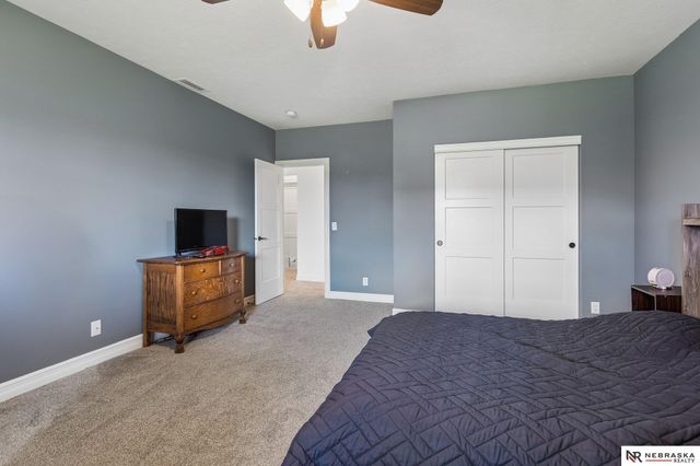 12009 Windsor Drive, Papillion, NE 68046