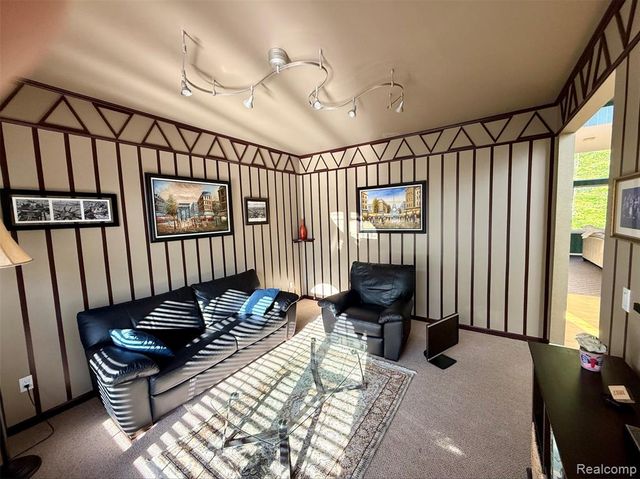 24525 Sandpiper Court, Novi, MI 48374
